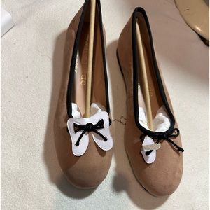 kate spade new york Women's Honey Ballet Flats Suede Light Fawn Size 9.5NIB READ